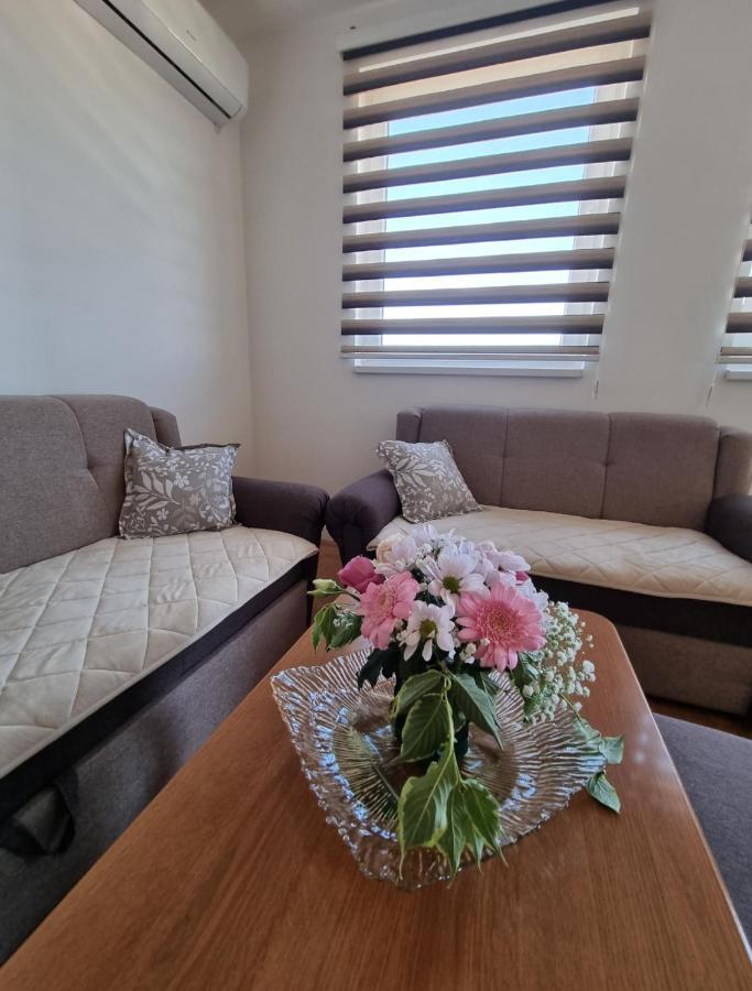 דירות Apartman Moskva בייאליינה מראה חיצוני תמונה